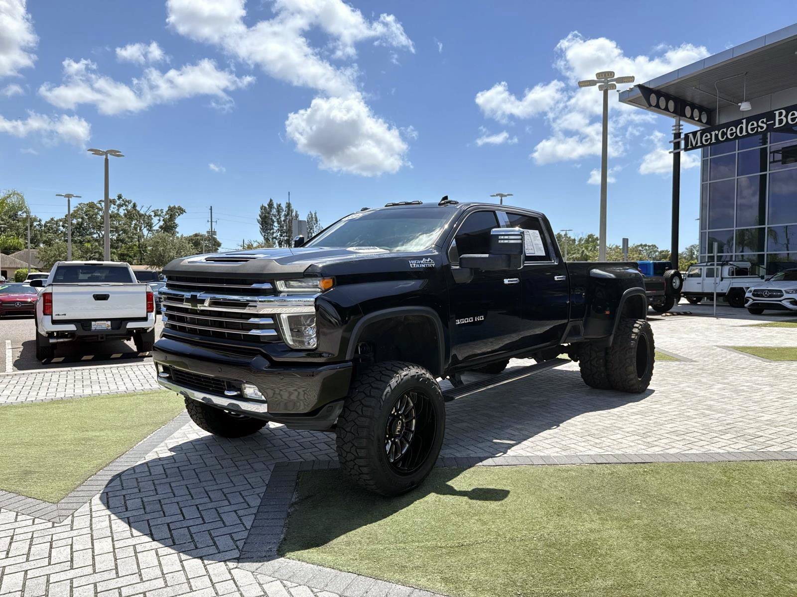 Used 2021 Chevrolet Silverado 3500 High Country AWD/4WD image 2