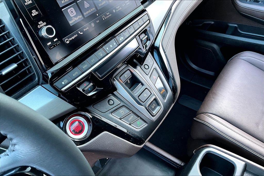 Used 2025 Honda Odyssey Touring image 15