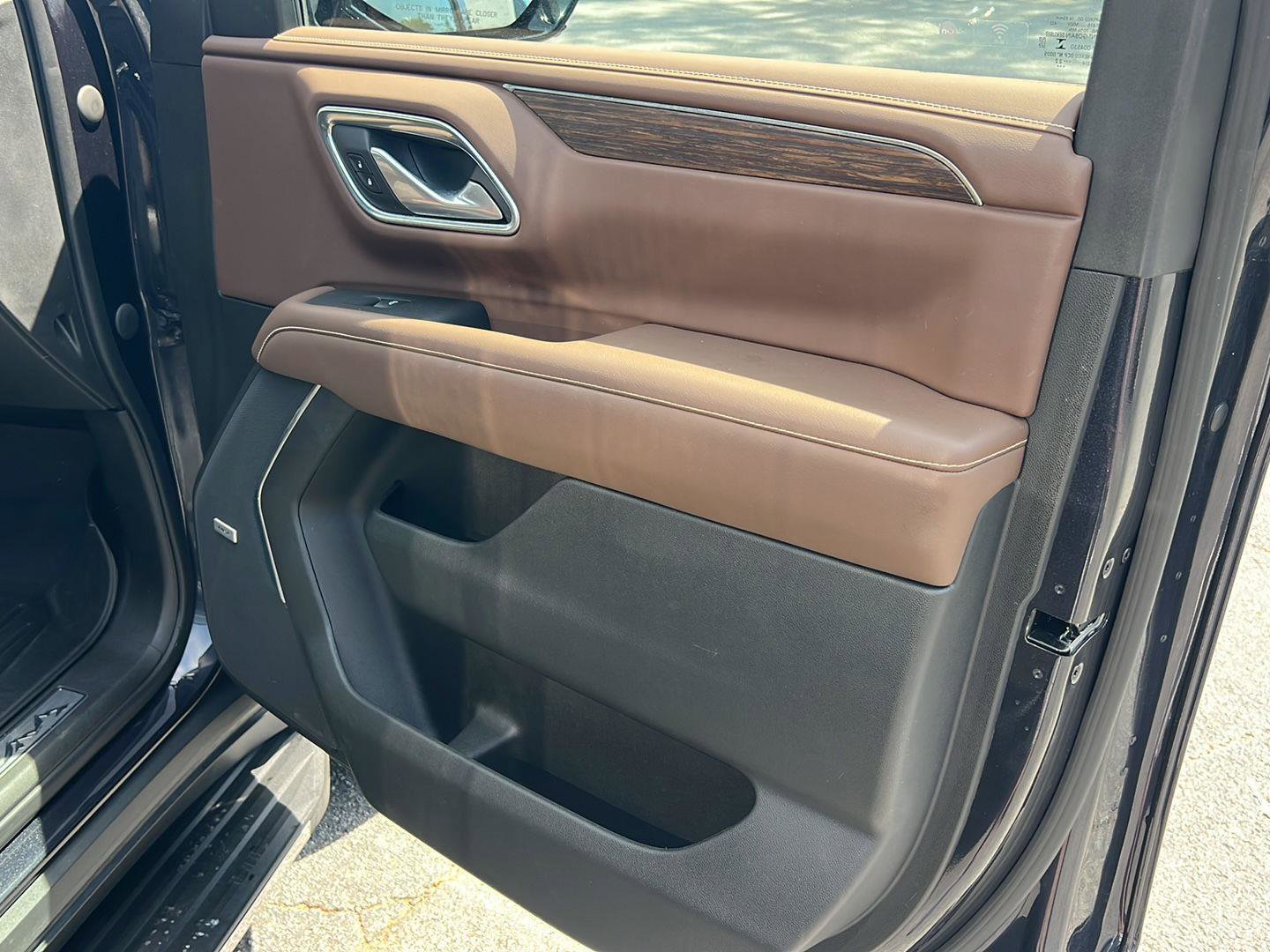 Used 2022 Chevrolet Tahoe High Country image 16