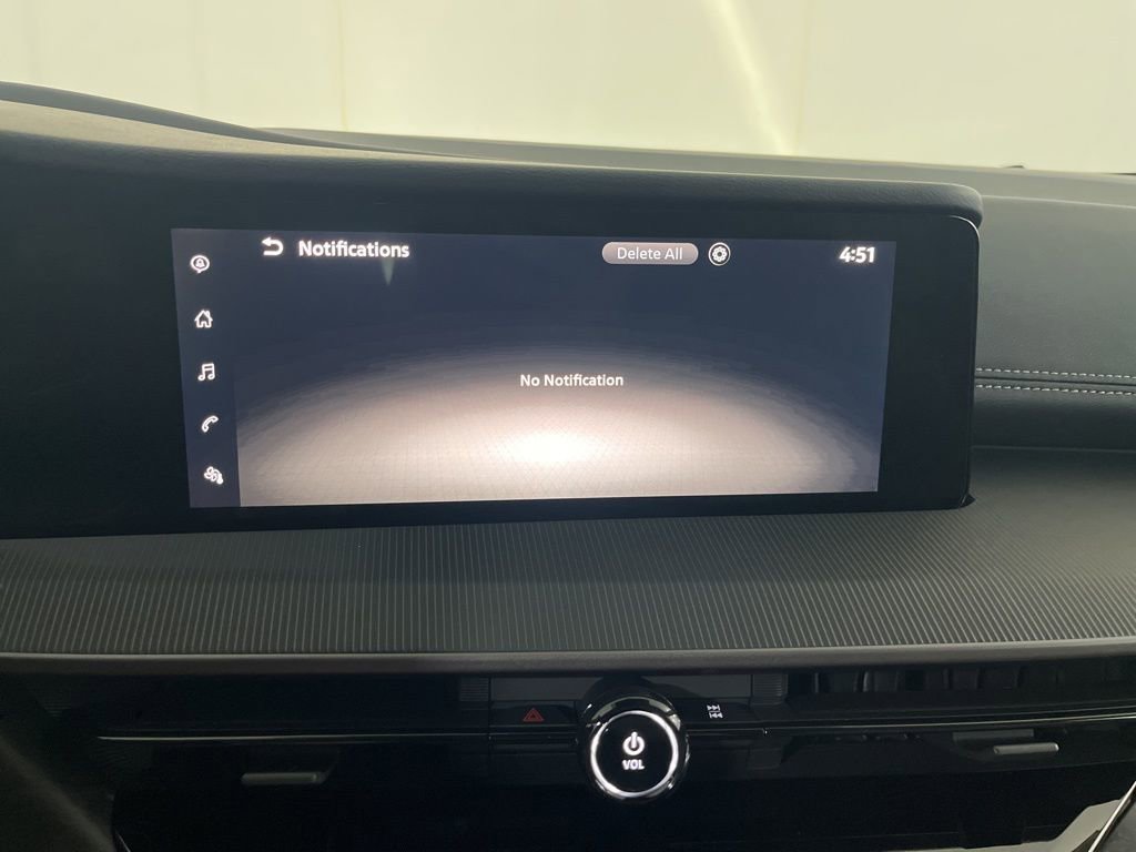 Used 2025 Nissan Murano SV image 64