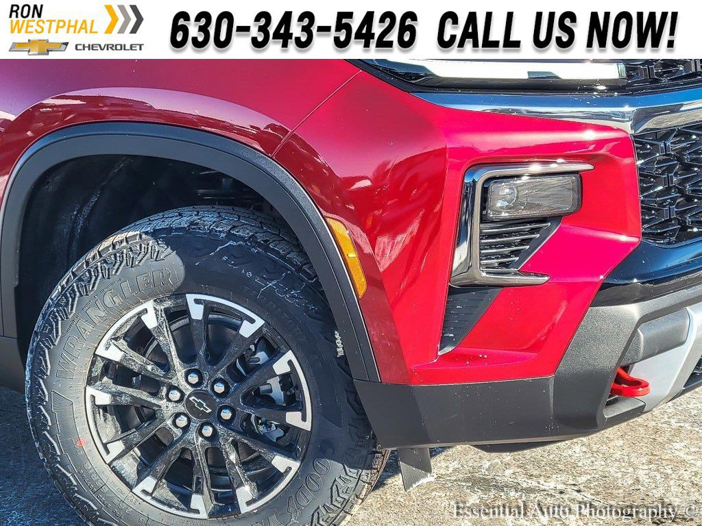 New 2026 Chevrolet Traverse Z71 w/ Driver Confidence Package image 3