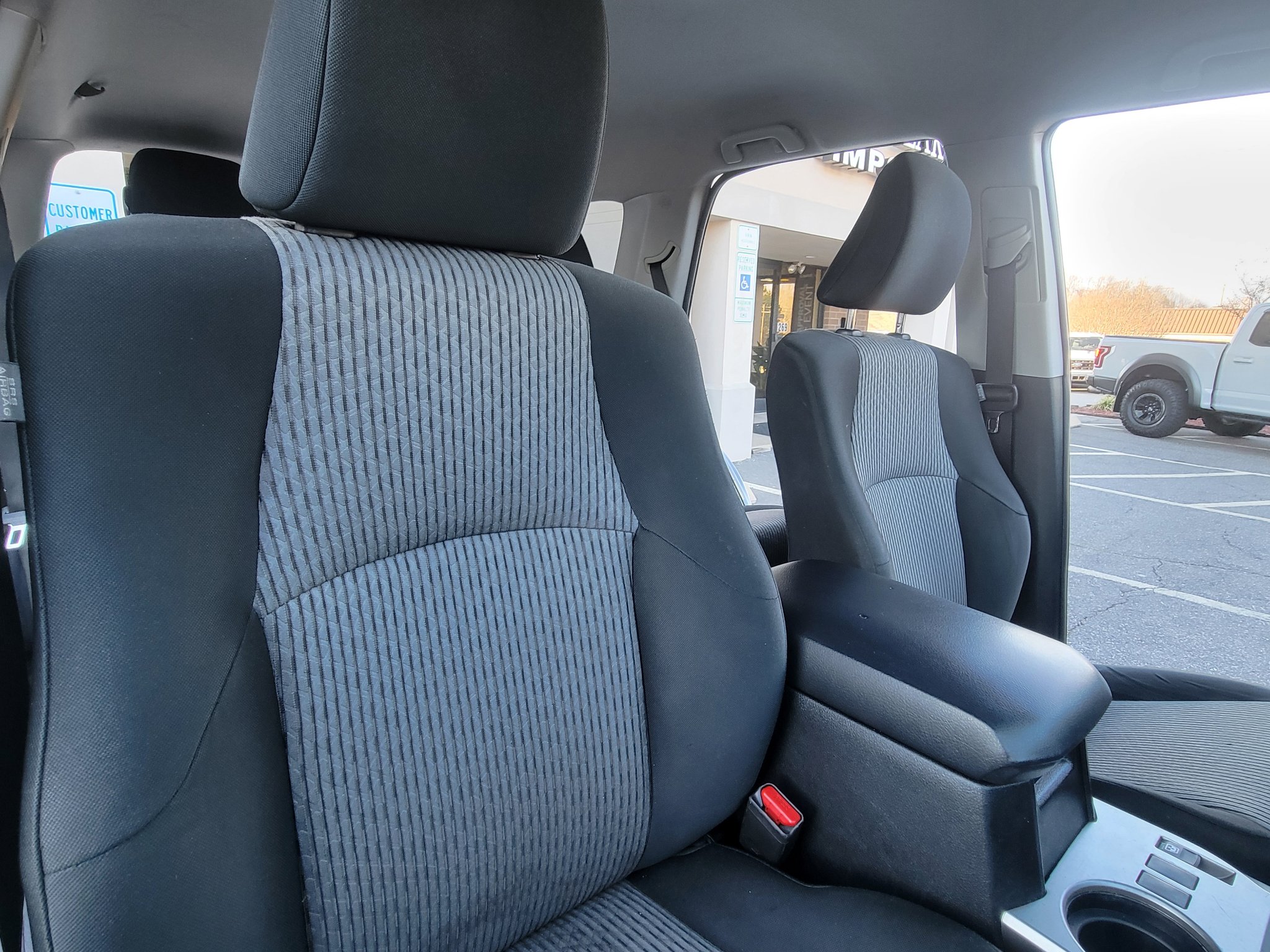 Used 2018 Toyota 4Runner SR5 image 52