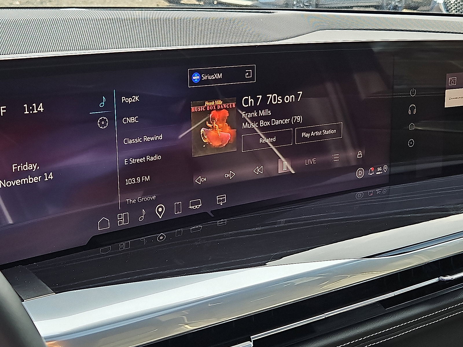 Certified 2025 Cadillac Escalade Sport w/ LPO, ONYX Package image 20