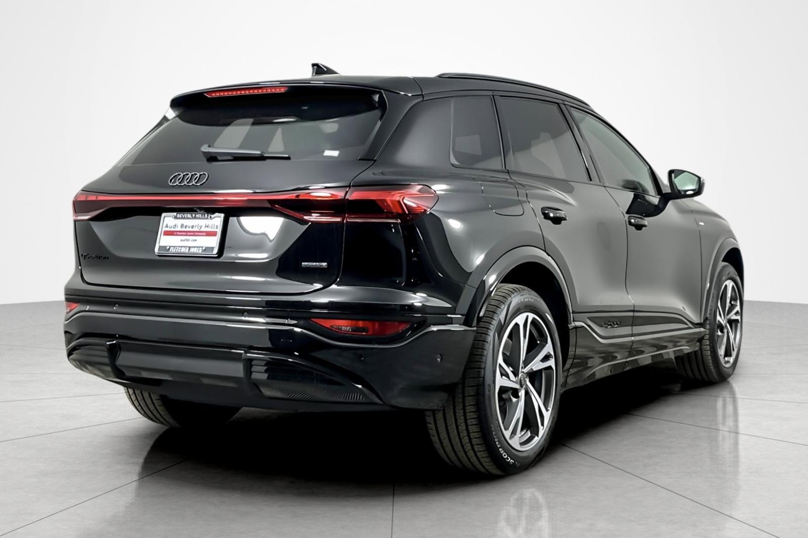 New 2027 Audi Q6 e-tron Premium Plus AWD/4WD image 6