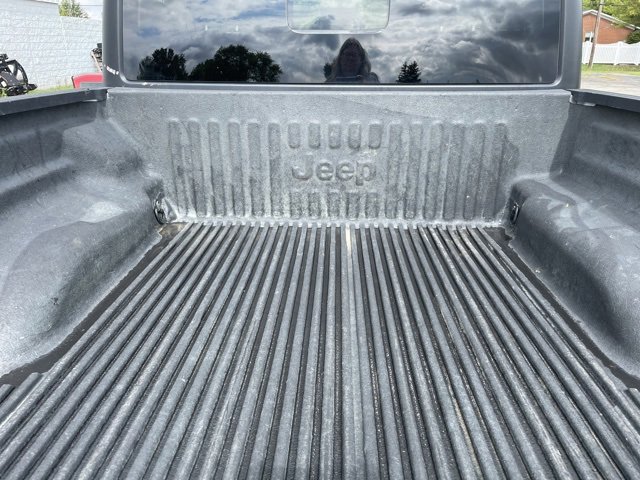 Used 2023 Jeep Gladiator Rubicon w/ Trailer Tow Package image 12