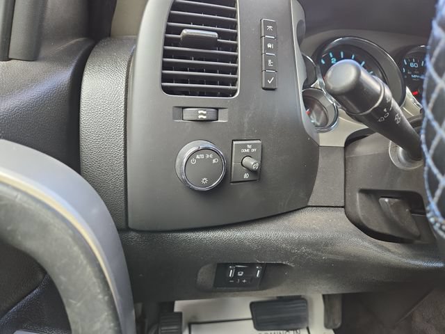 Used 2012 Chevrolet Silverado 2500 LT AWD/4WD image 21