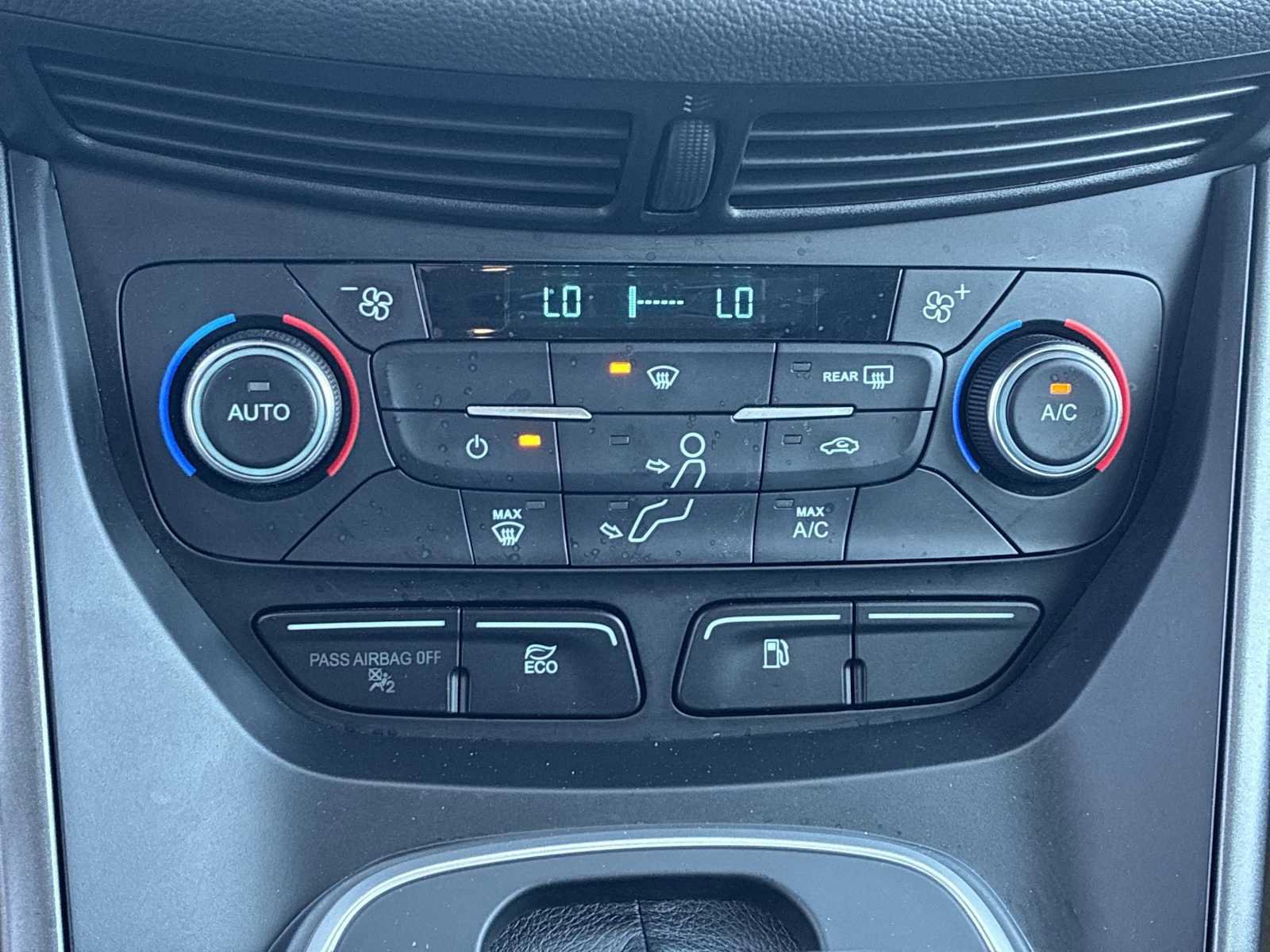 Used 2017 Ford C-MAX SE FWD image 16