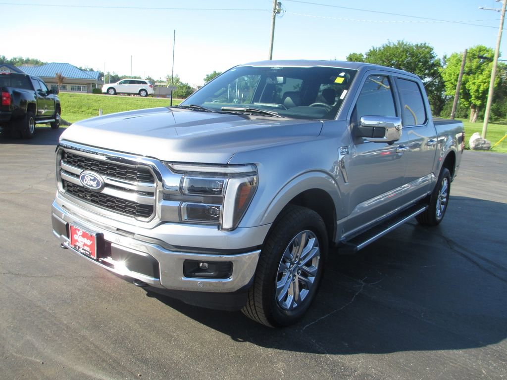 Used 2025 Ford F150 Lariat w/ Equipment Group 501A Mid AWD/4WD image 11