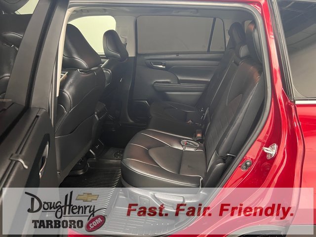 Used 2022 Toyota Highlander XLE image 33