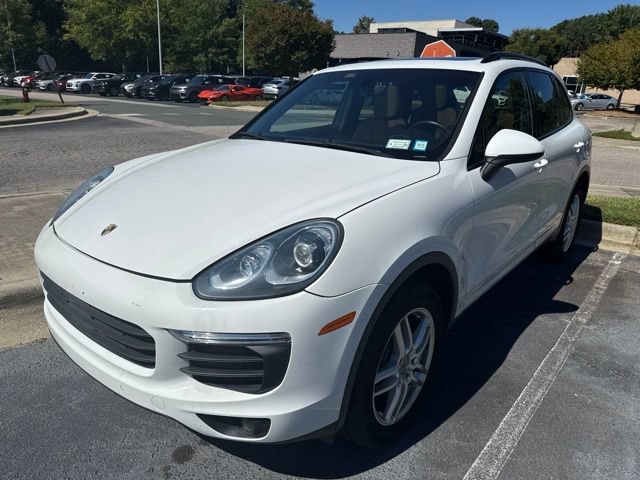 Used 2016 Porsche Cayenne AWD/4WD image 11