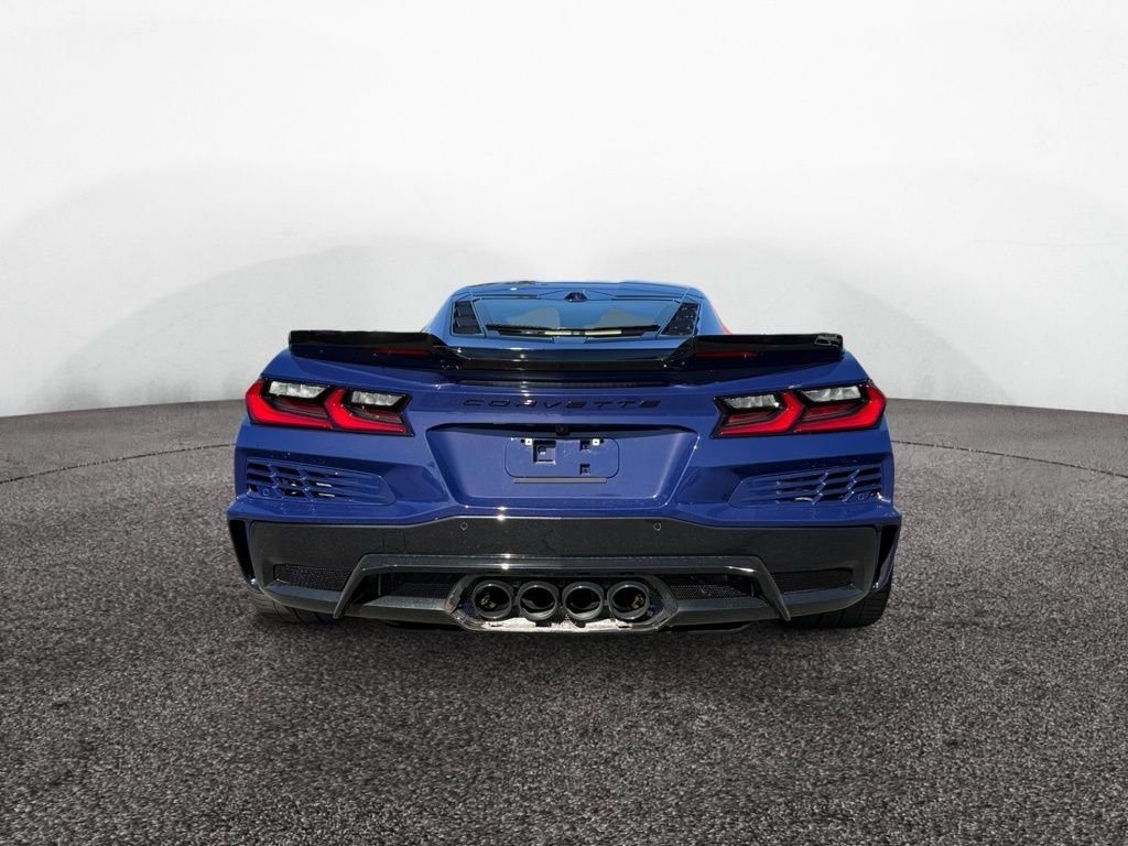 Used 2025 Chevrolet Corvette Z06 image 4