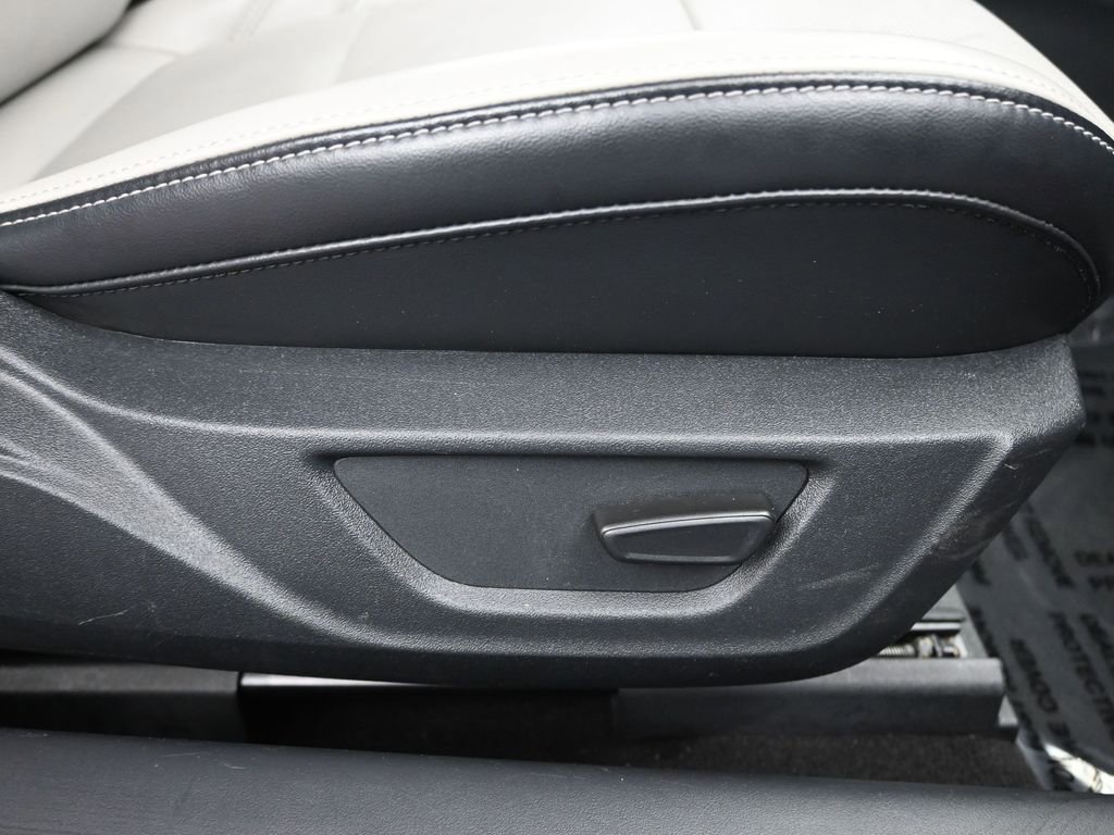 Used 2024 Ford Mustang Premium image 12