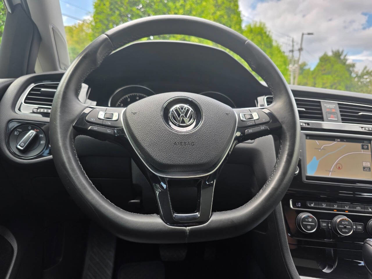 Used 2016 Volkswagen Golf SEL w/ Lighting Package (SEL) image 19
