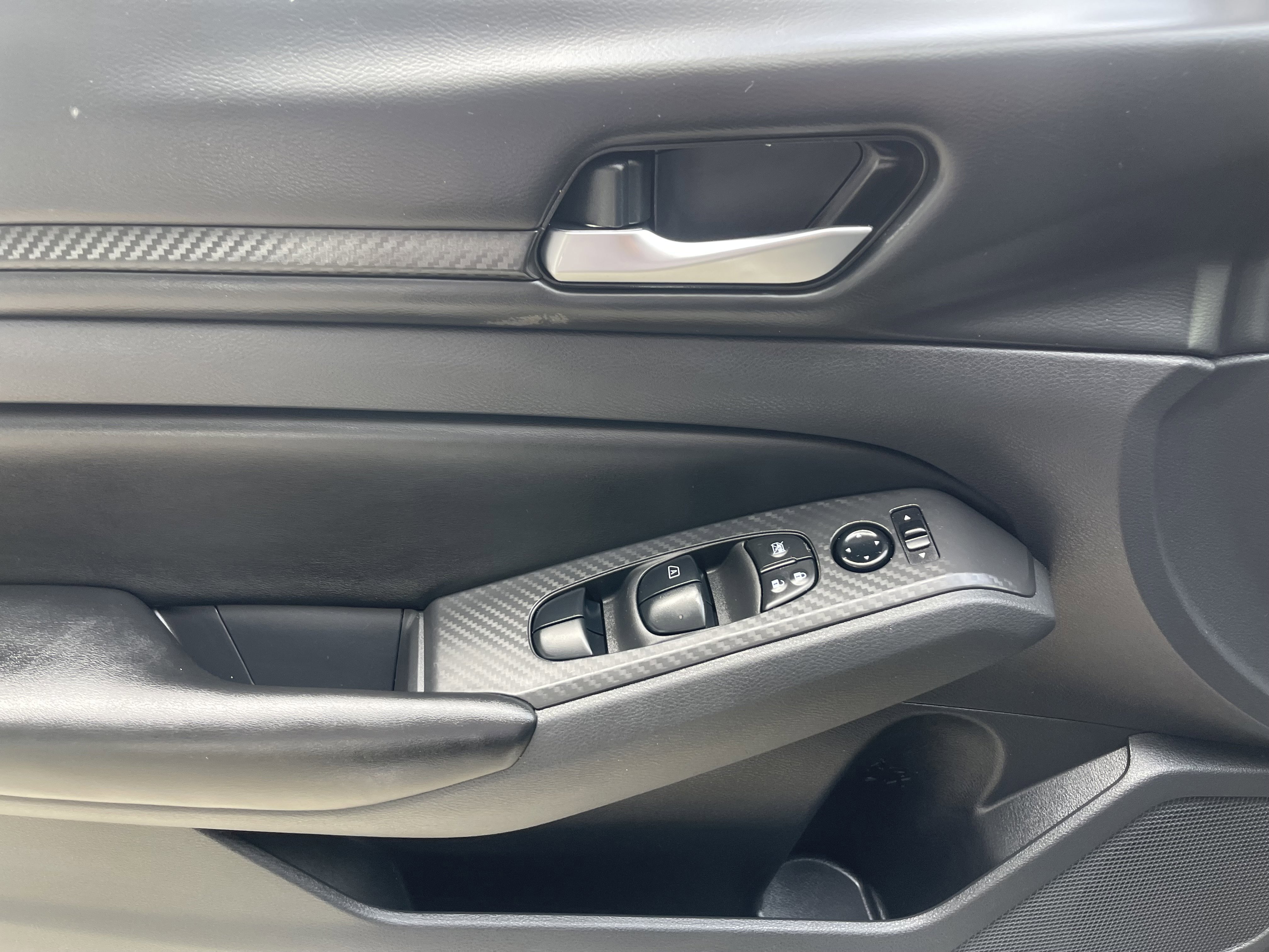 Used 2022 Nissan Altima 2.5 S FWD image 12