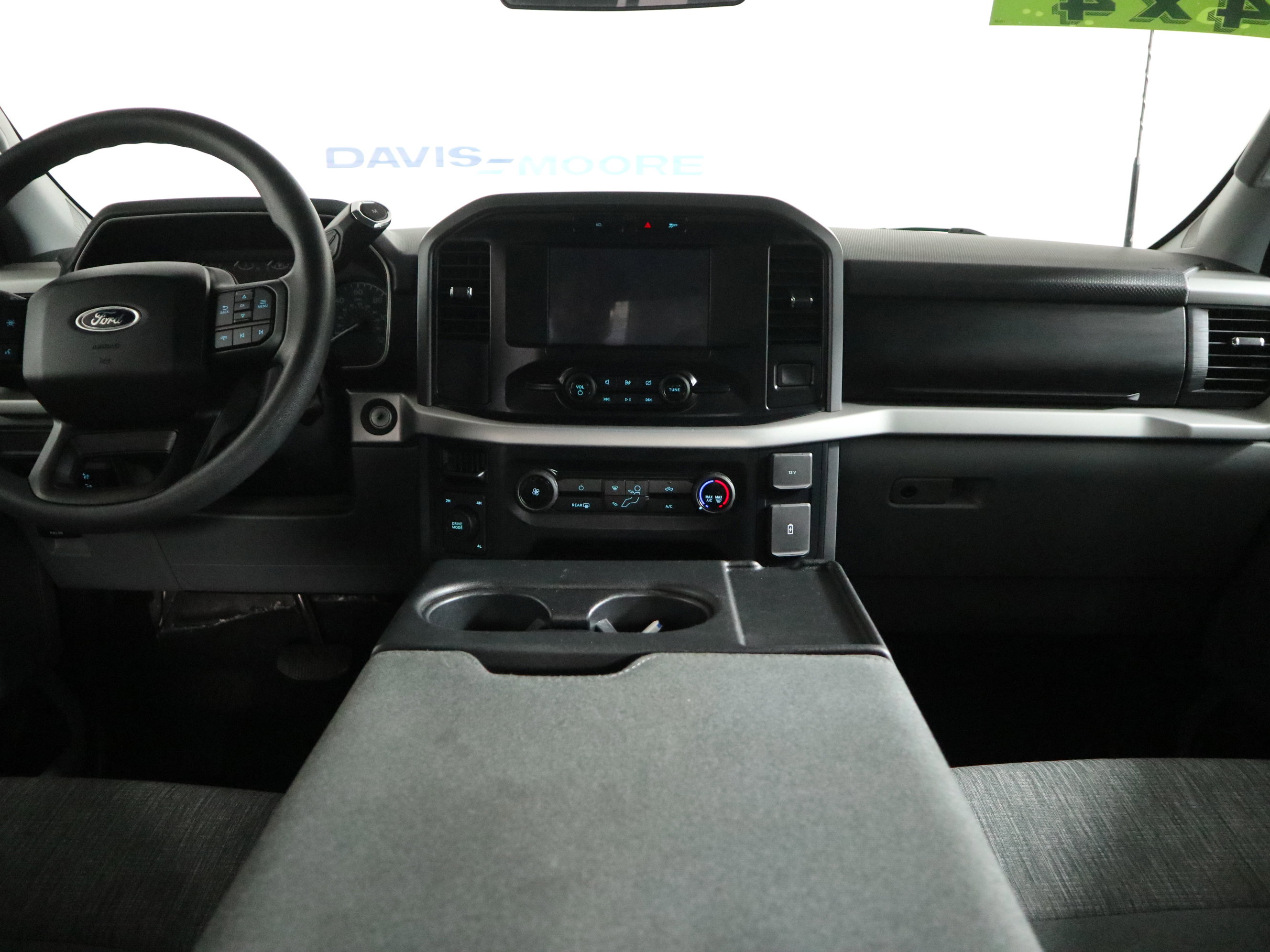Used 2023 Ford F150 XLT image 14