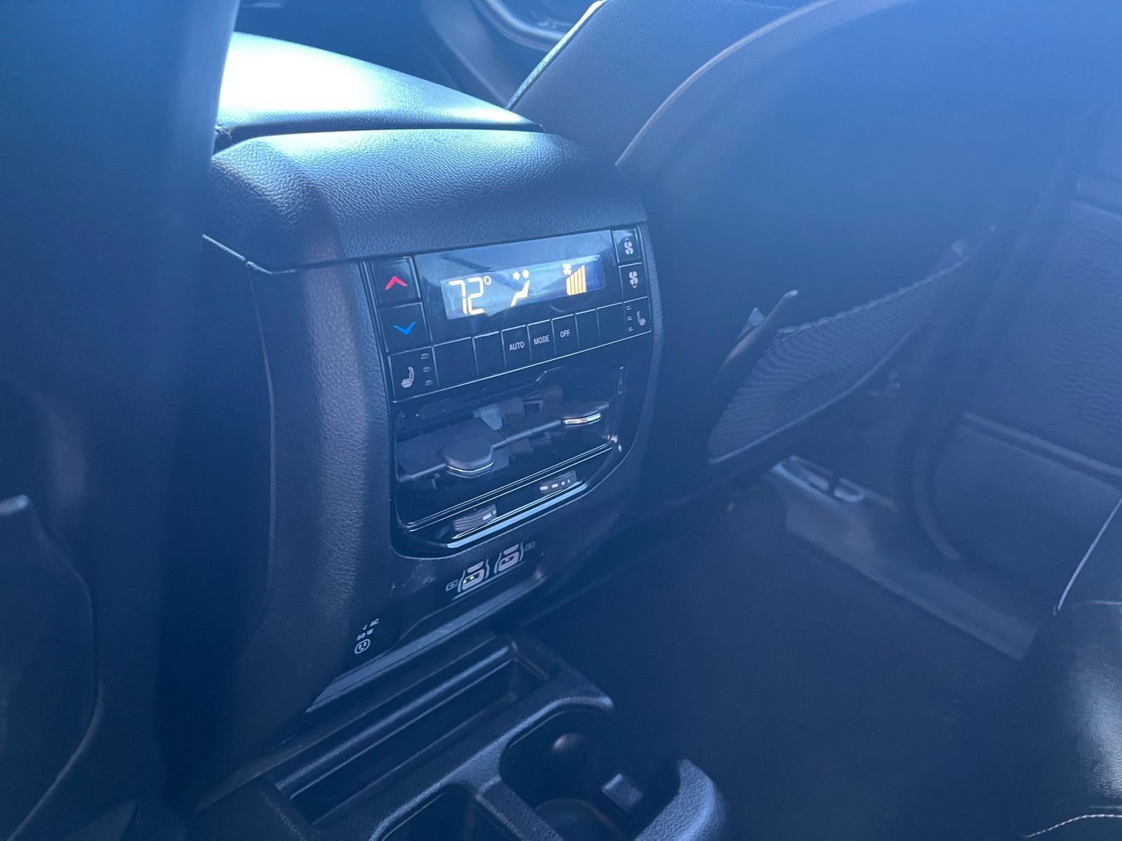 Used 2023 Jeep Grand Cherokee L Limited image 25