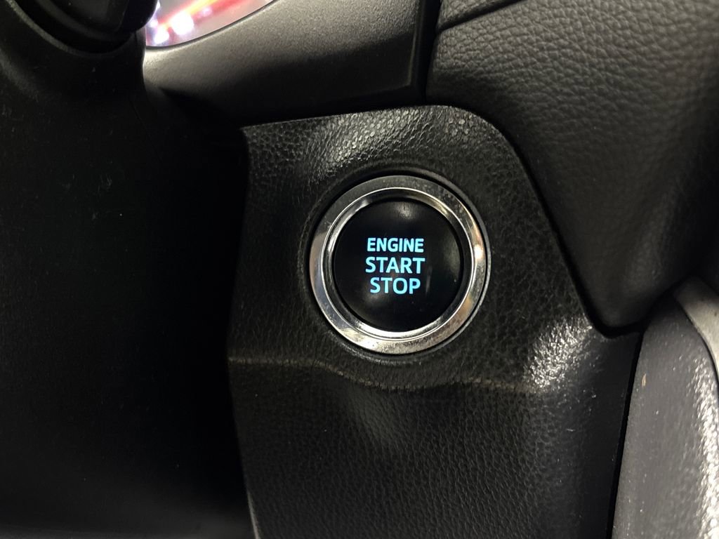 Used 2022 Toyota RAV4 XLE image 23