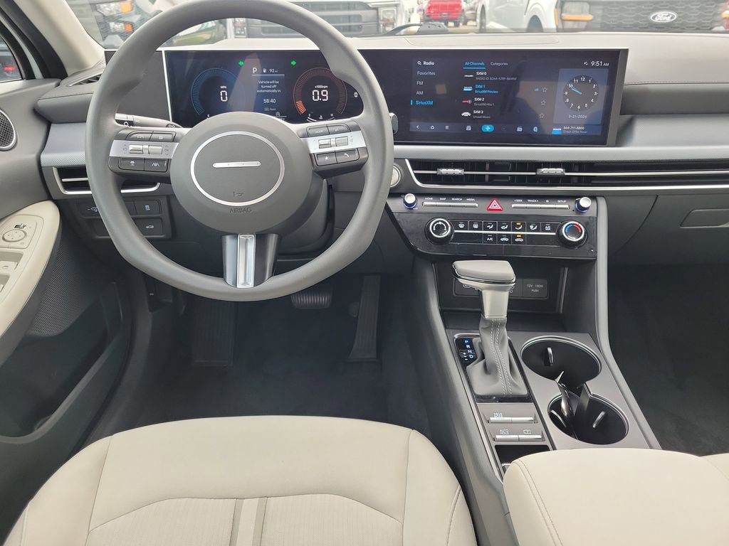 Used 2025 Hyundai Sonata SE image 12