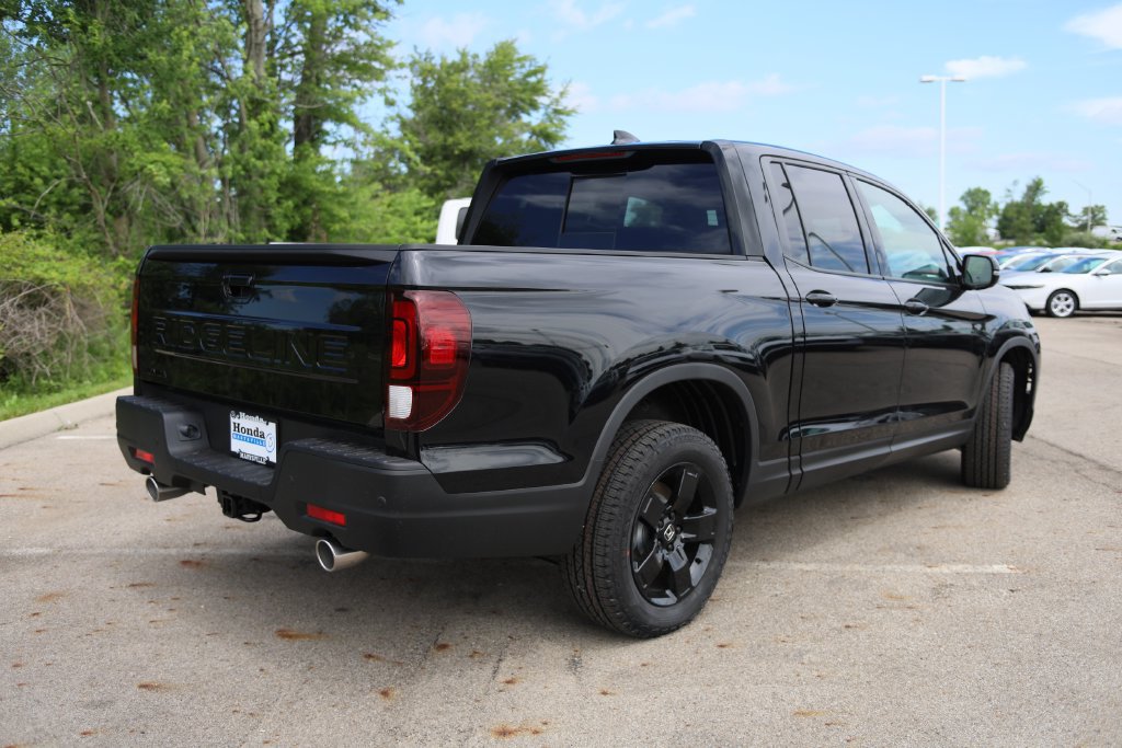 New 2026 Honda Ridgeline Black Edition image 6