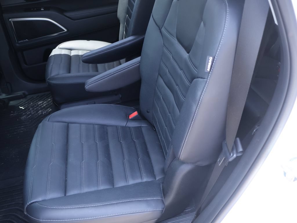 Used 2025 Kia Telluride SX Prestige AWD/4WD image 12