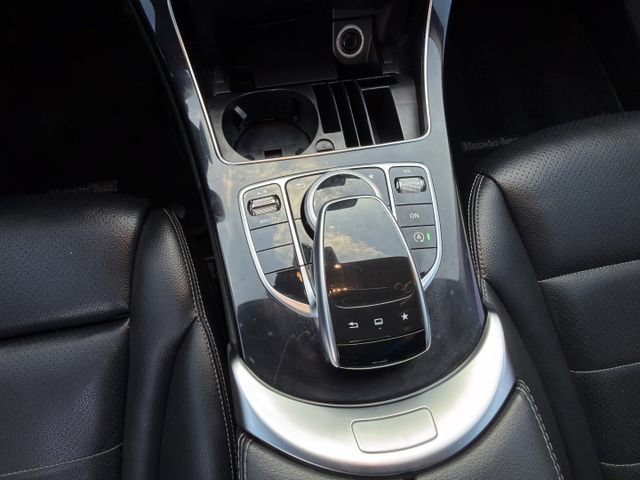 Used 2015 Mercedes-Benz C 300 4MATIC Sedan image 22