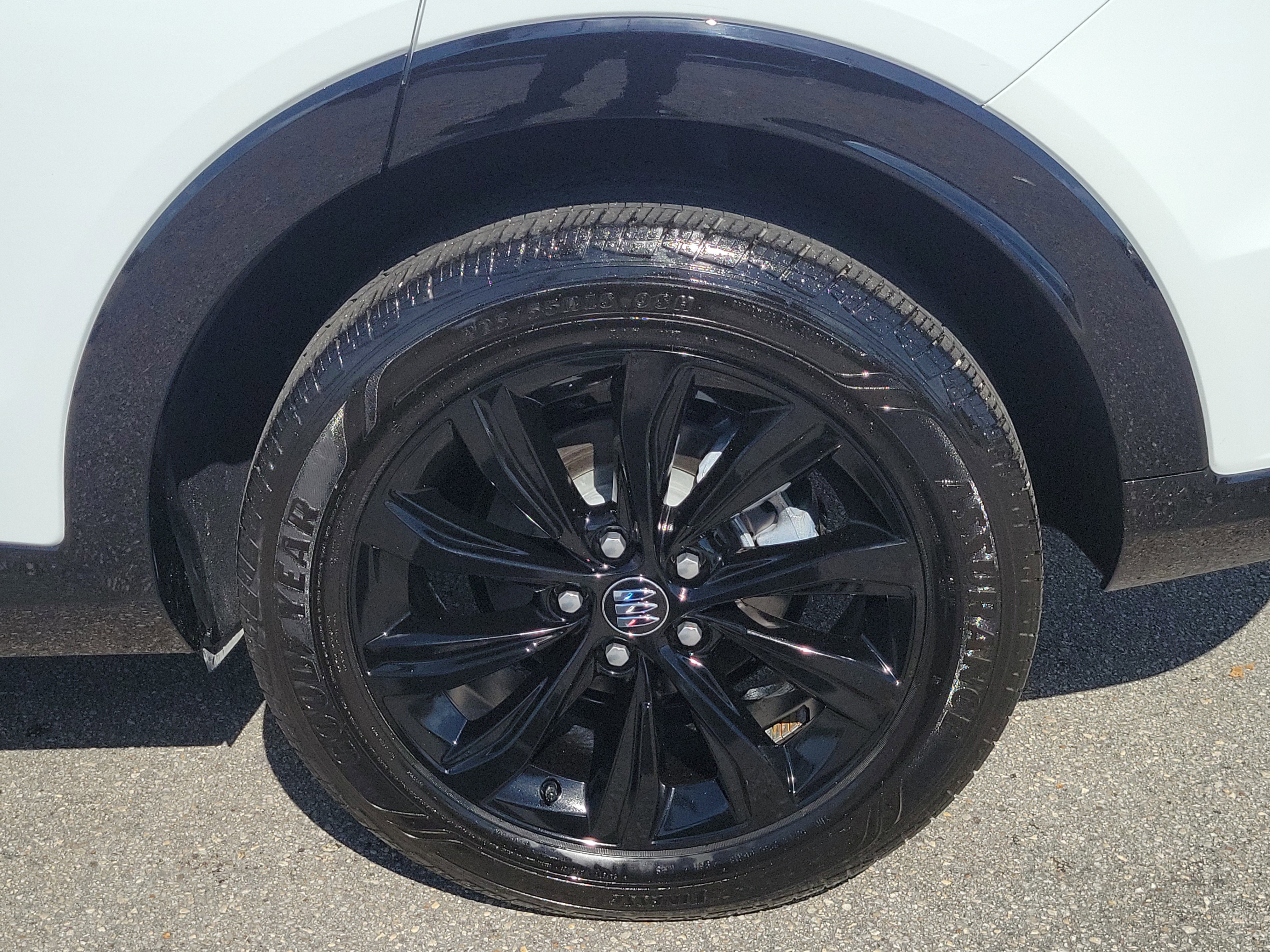 Used 2024 Buick Envista Sport Touring w/ Convenience II Package image 27