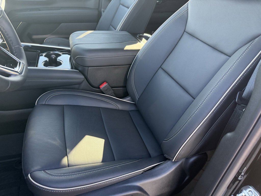 New 2025 Chevrolet Tahoe Premier w/ Sun And Tow Package image 24