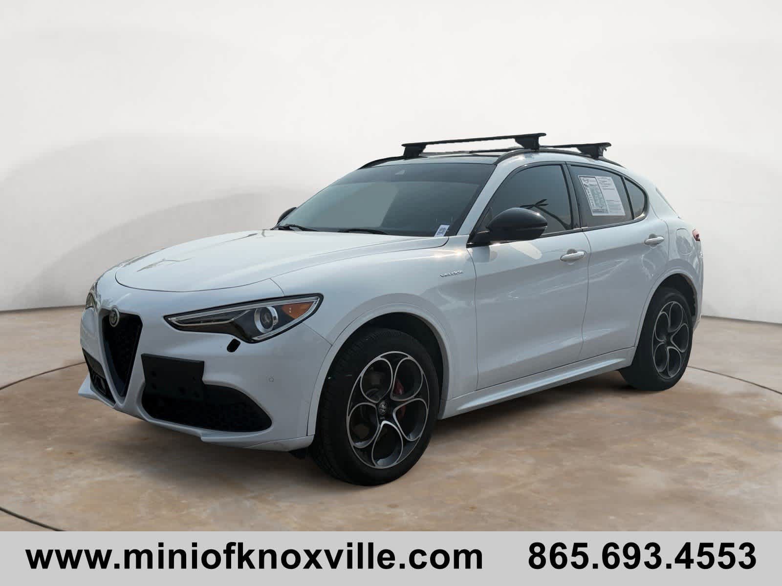 Used 2022 Alfa Romeo Stelvio Veloce AWD/4WD image 7