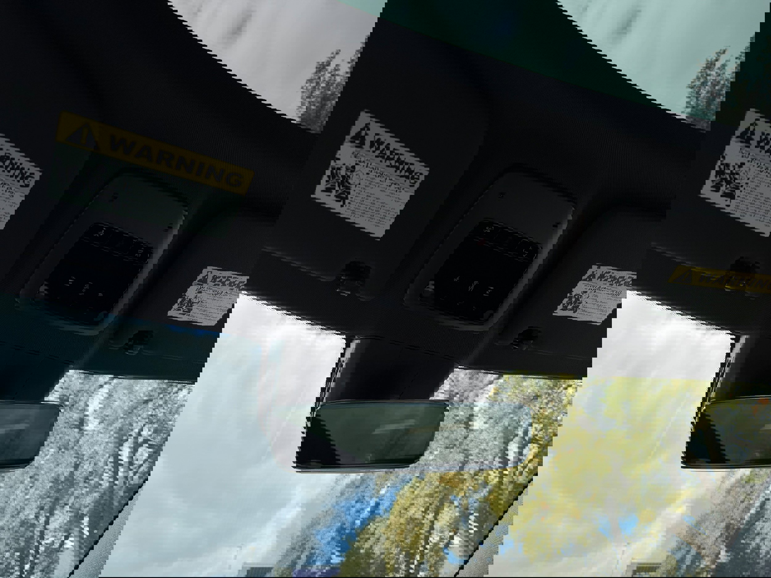 New 2026 Volvo EX30 Cross Country Ultra w/ Protection Package Premier image 17