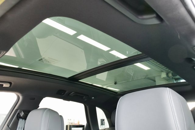 Certified 2025 Audi Q5 Prestige w/ Prestige Package image 33