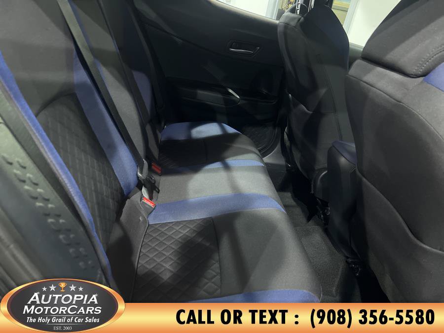 Used 2022 Toyota C-HR XLE FWD image 15