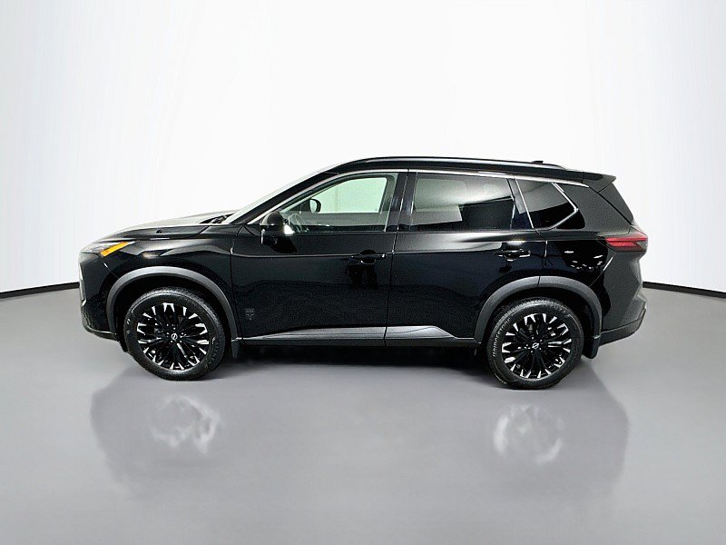 Certified 2026 Nissan Rogue Dark Armor AWD/4WD image 4