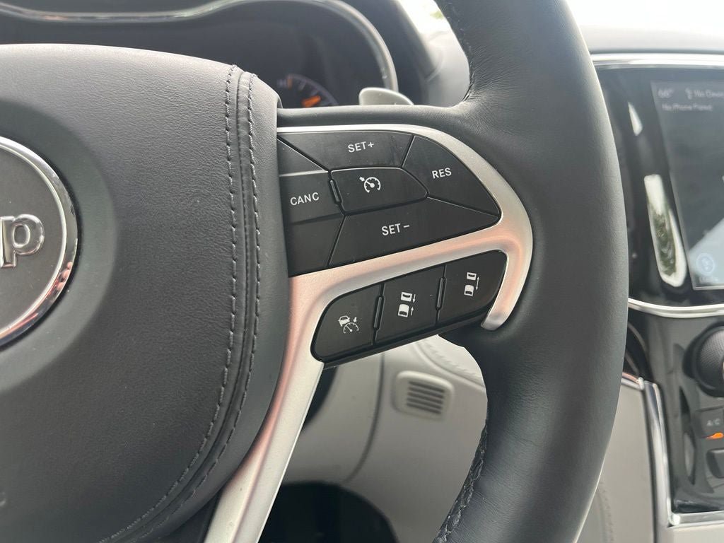 Used 2021 Jeep Grand Cherokee Summit AWD/4WD image 30