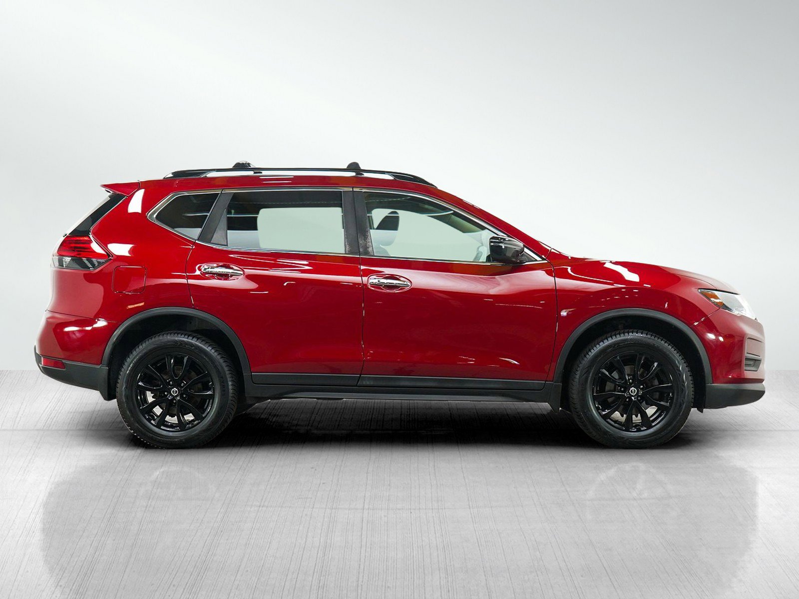 Used 2017 Nissan Rogue SV w/ Midnight Edition AWD/4WD image 6