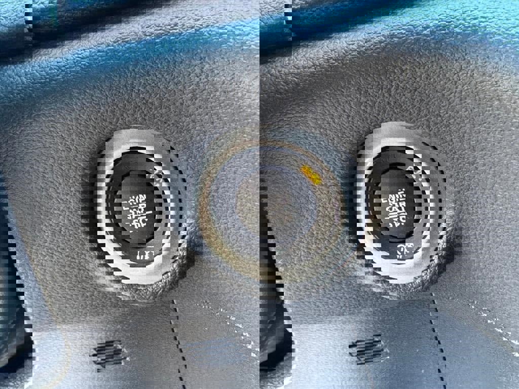 New 2026 Chrysler Pacifica Limited w/ Trailer Tow Group image 22