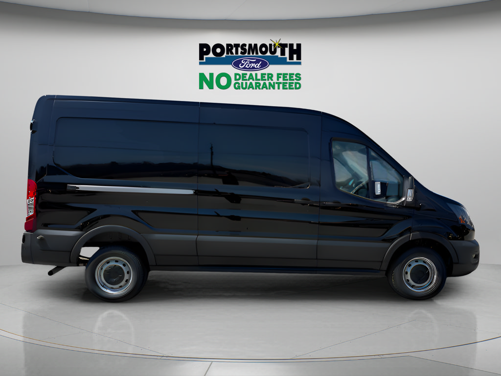 New 2026 Ford Transit 250 148 Medium Roof w/ Load Area Protection Package RWD image 5