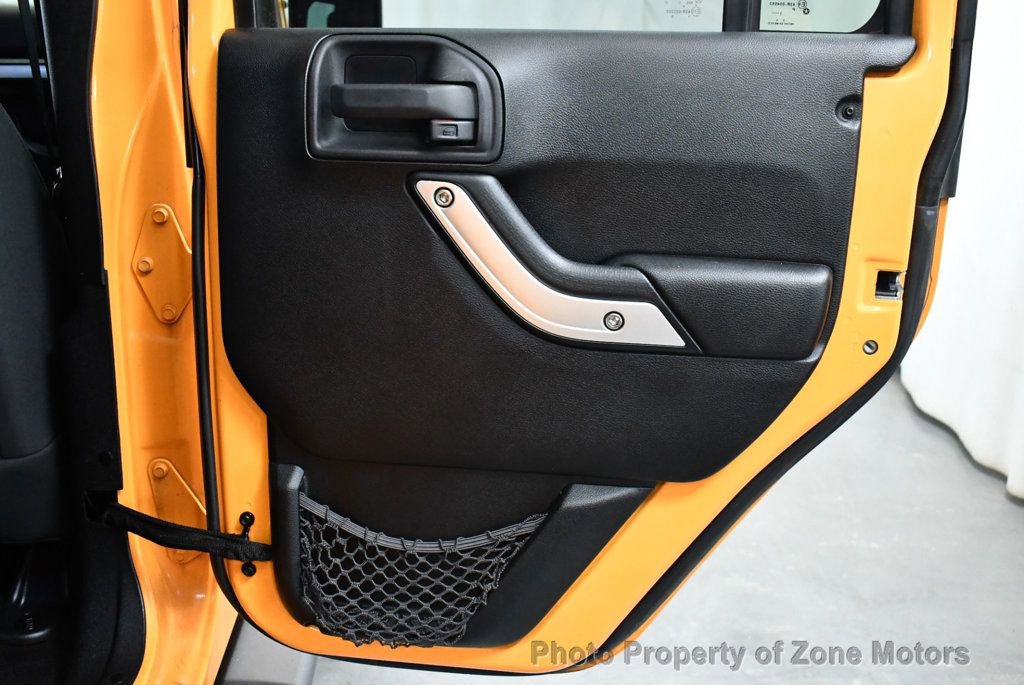 Used 2012 Jeep Wrangler Unlimited Sahara image 20