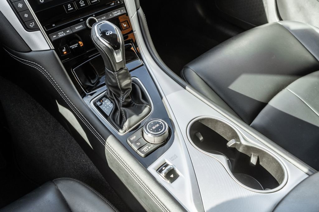 Used 2021 INFINITI Q50 Luxe image 18
