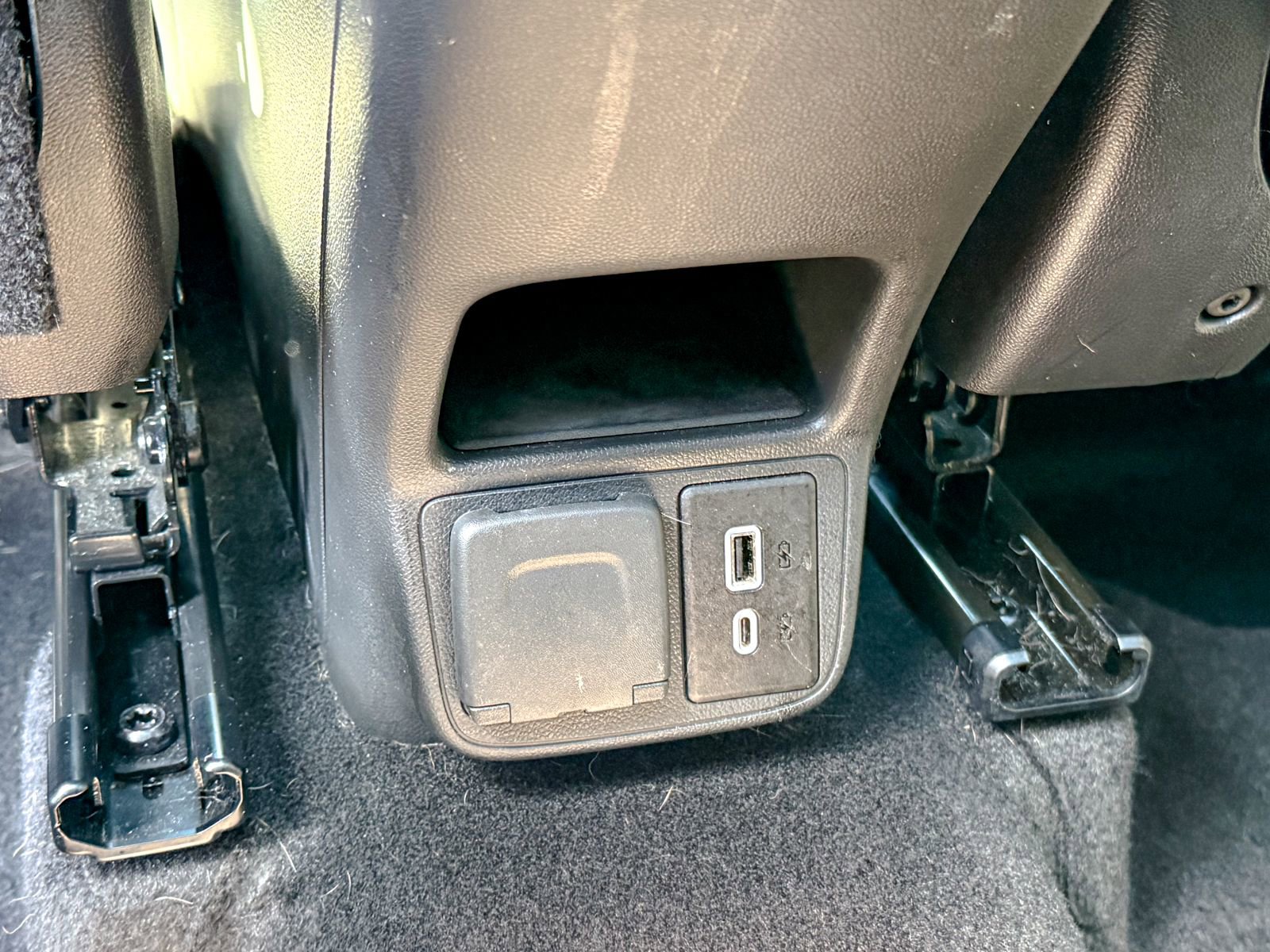 Used 2023 Chevrolet TrailBlazer RS w/ Sun and Liftgate Package image 37