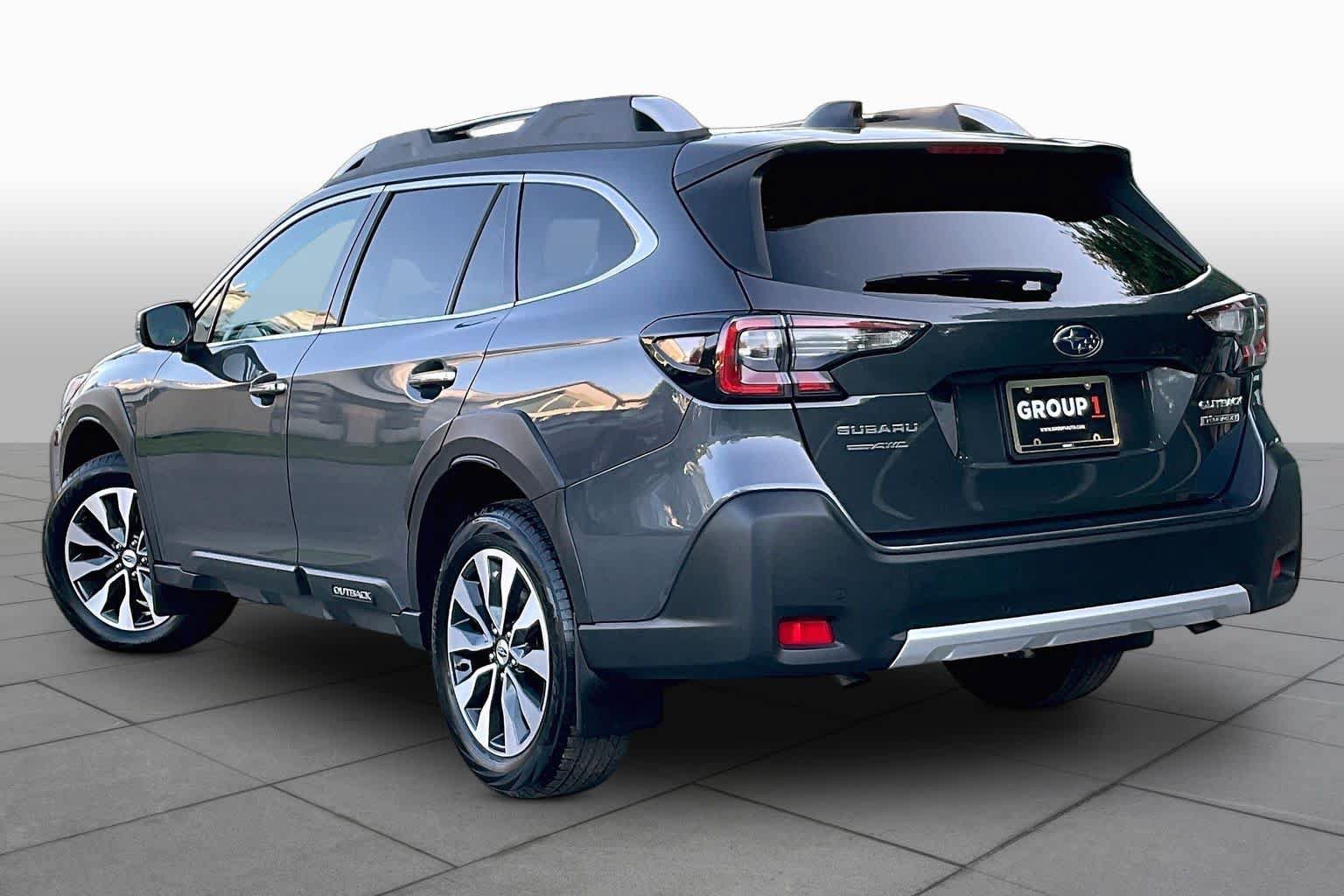 Used 2024 Subaru Outback Touring XT AWD/4WD image 11