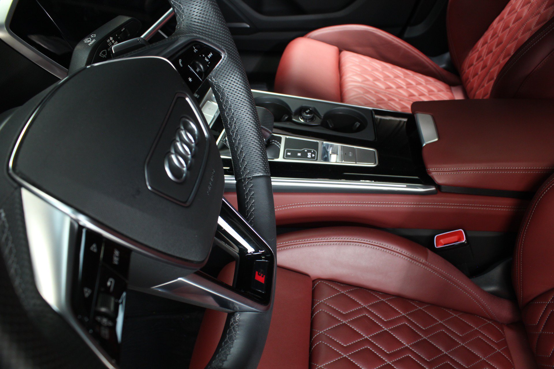 Used 2025 Audi S6 Premium Plus AWD/4WD image 33