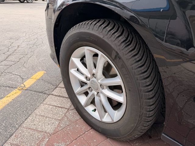 Used 2019 Dodge Grand Caravan SXT image 21