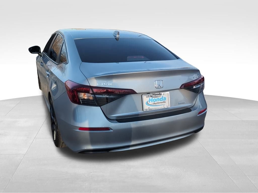 Used 2025 Honda Civic Sport image 6