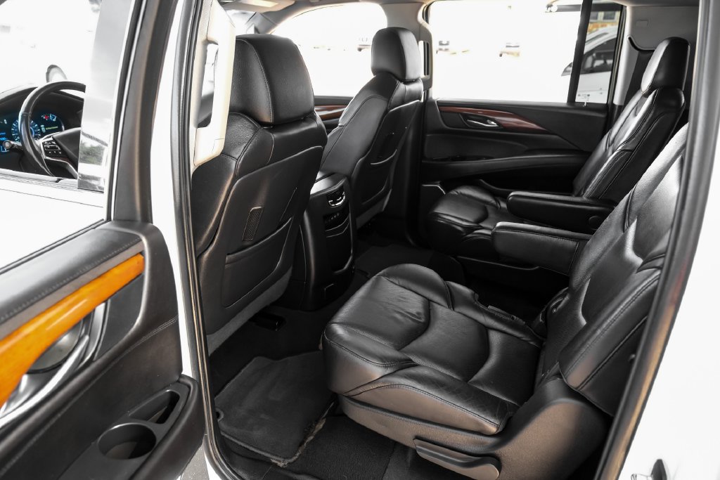 Used 2019 Cadillac Escalade ESV Premium Luxury RWD image 42