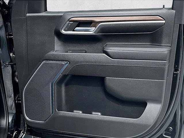 Used 2023 Chevrolet Silverado 1500 LT image 19