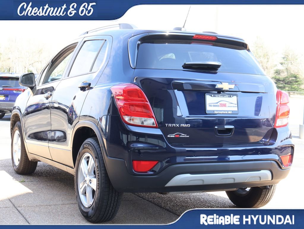 Used 2022 Chevrolet Trax LT w/ Driver Confidence Package image 4