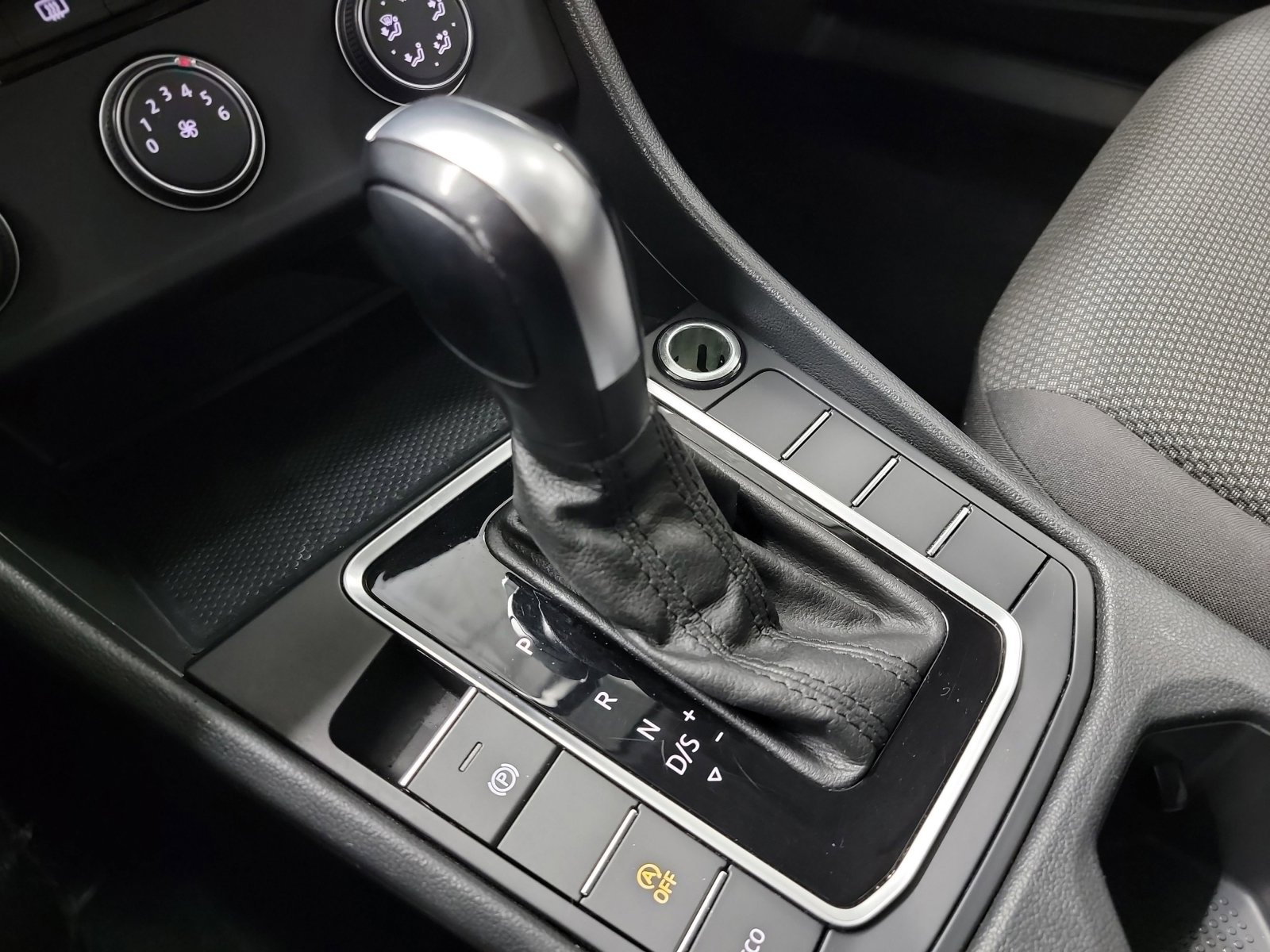 Used 2021 Volkswagen Jetta S FWD image 26