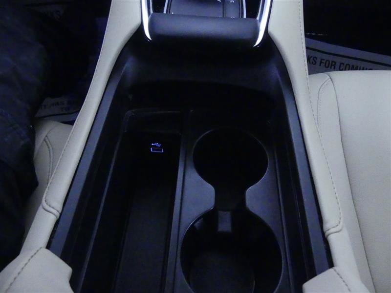 Used 2024 Acura RDX SH-AWD image 16