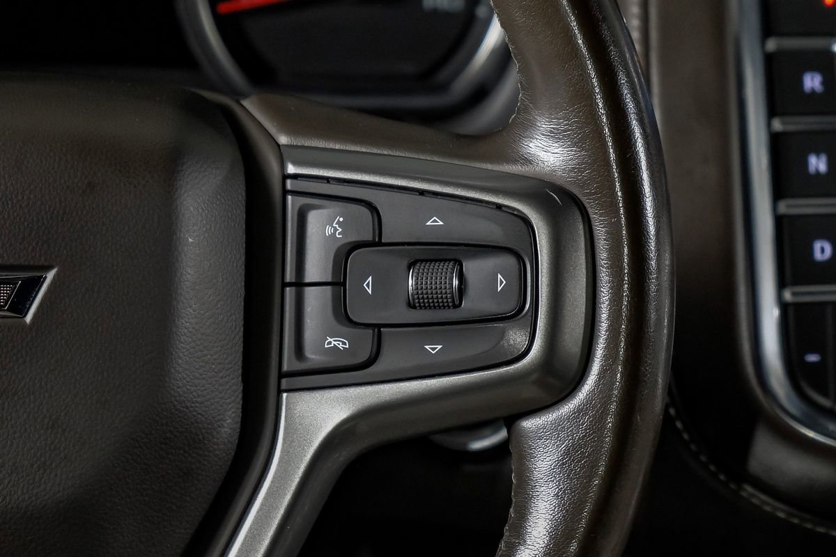 Used 2021 Chevrolet Suburban Z71 w/ Z71 Off-Road Package AWD/4WD image 18