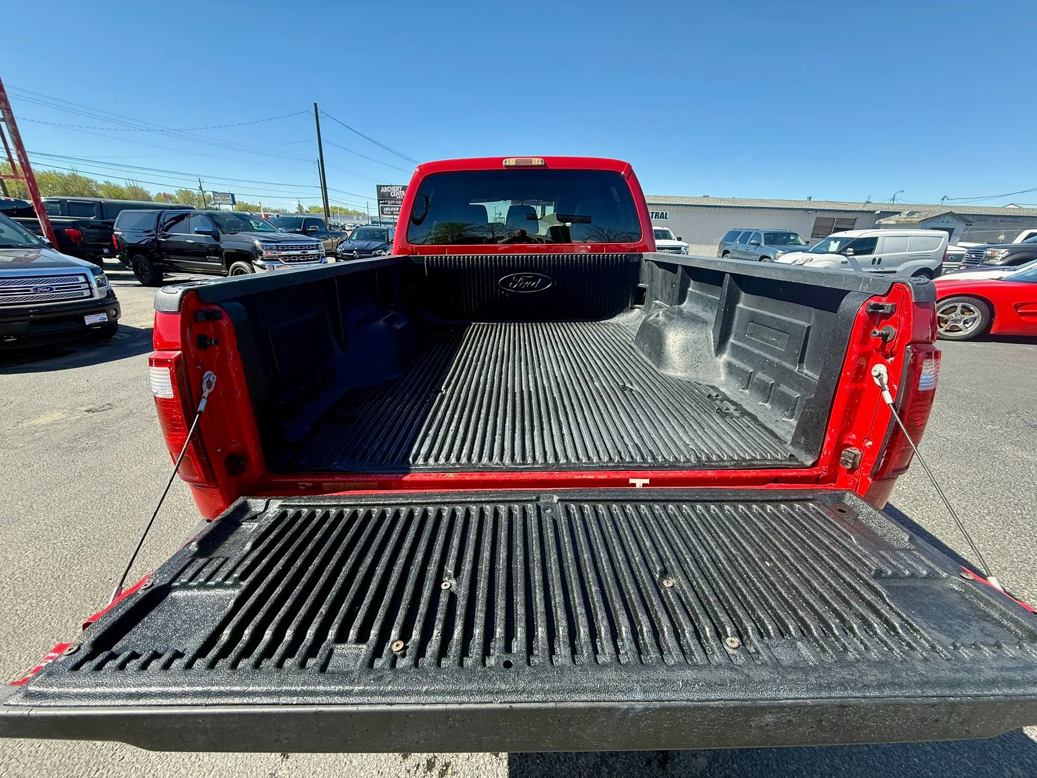 Used 2014 Ford F250 XLT w/ XLT Interior Package image 14